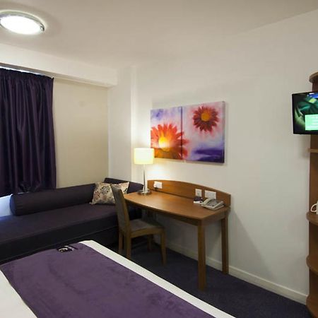 Premier Inn Horsham Eksteriør bilde