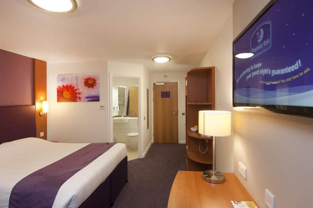Premier Inn Horsham Eksteriør bilde