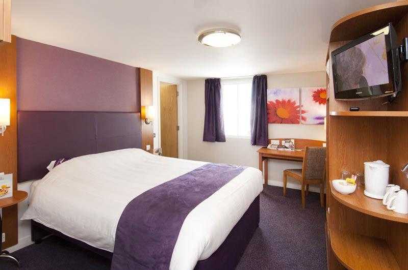 Premier Inn Horsham Eksteriør bilde